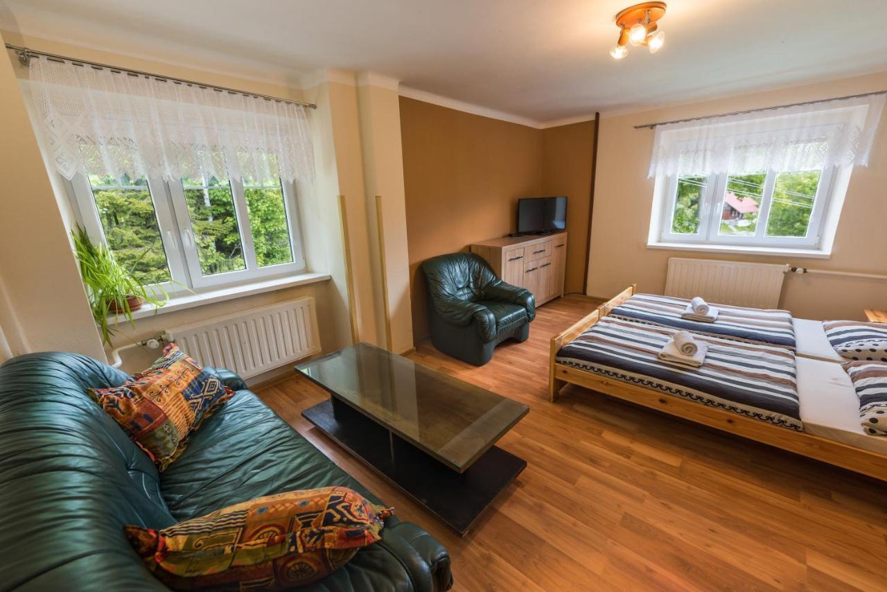 Apartmany Kořenov エクステリア 写真